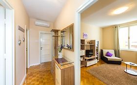 Apartment Colona